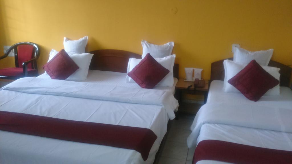 Breeze Hotel Siliguri Habitación foto