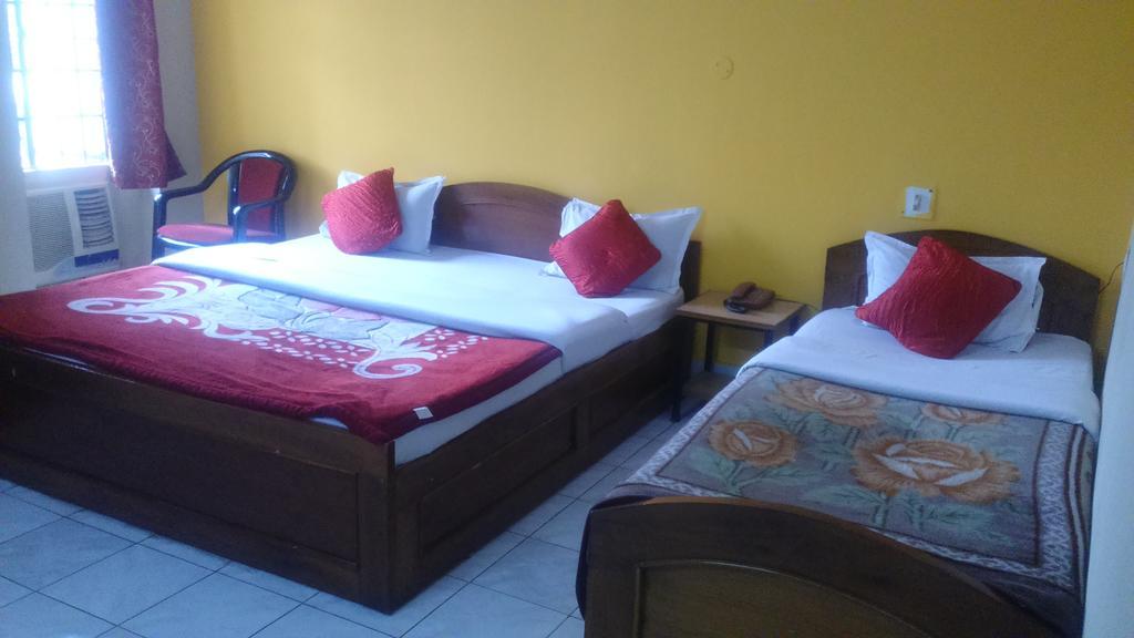 Breeze Hotel Siliguri Habitación foto