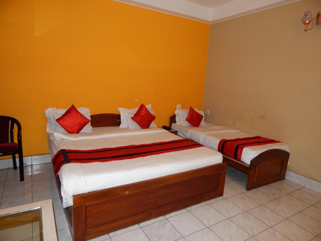 Breeze Hotel Siliguri Habitación foto
