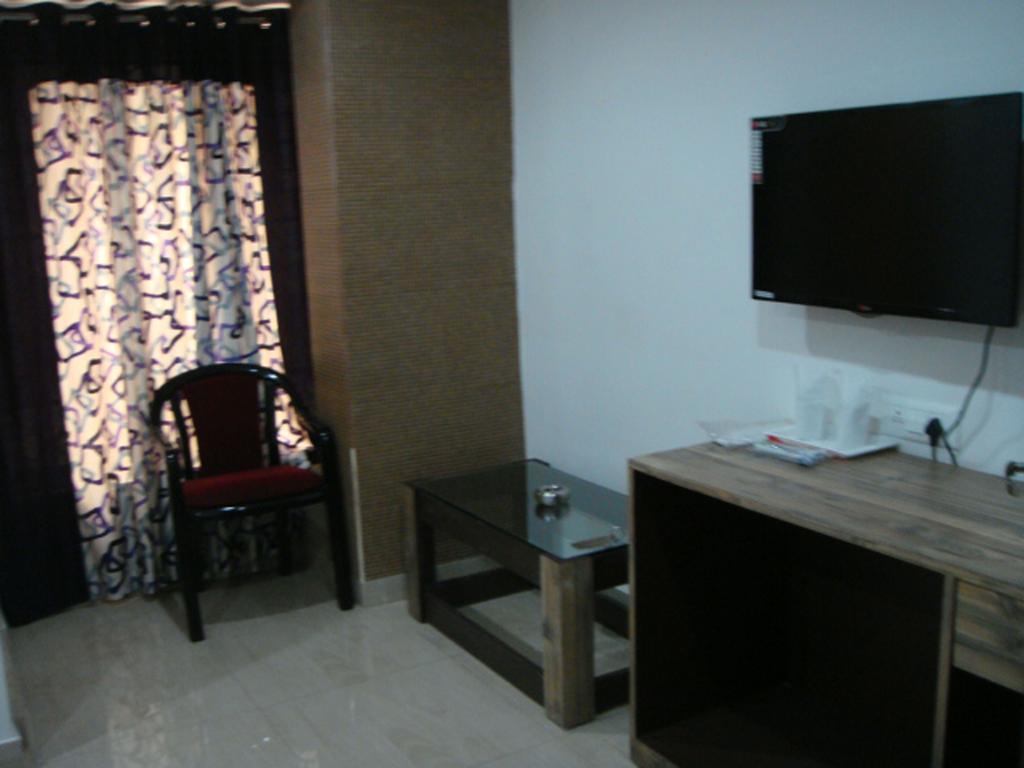 Breeze Hotel Siliguri Habitación foto